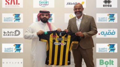 بعد قرار الإقالة.. مدرب عالمي بديل سانتو في تدريب الاتحاد